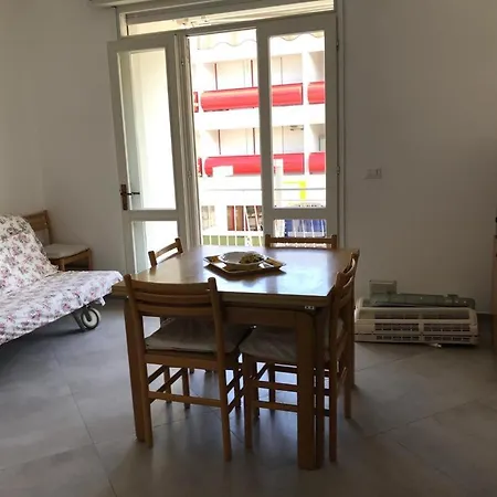 Apartment Esmeralda *